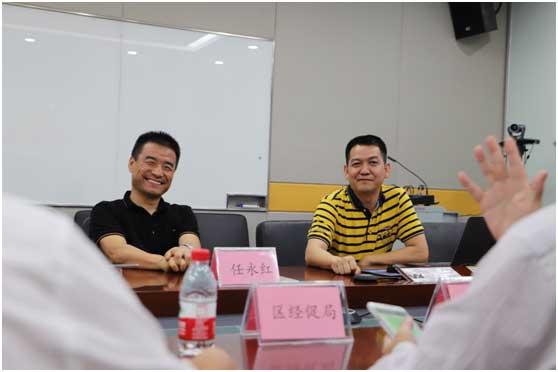 龙岗区陈广文副区长一行莅临艾比森总部参观