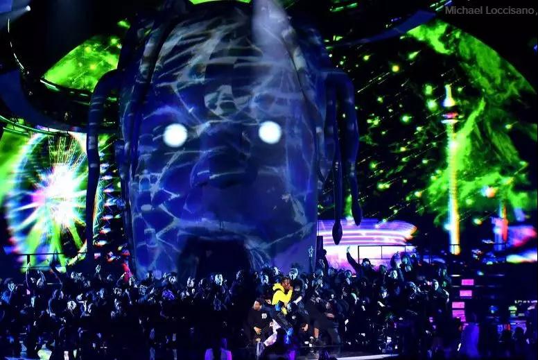 来这个颁奖典礼 看一场视觉奇观 来这个颁奖典礼 看一场视觉奇观