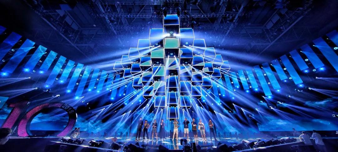 浙江卫视中国蓝十周年主题晚会 舞台设计让人点赞! 浙江卫视中国蓝十周年主题晚会 舞台设计让人点赞!