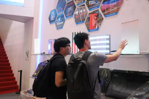 铁歌：行业新秀贴膜屏来袭！看铁歌如何把握市场新风口