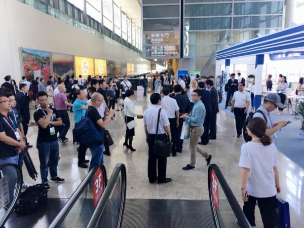 天马辉携“国际最大180寸裸眼3D电视”亮相2018京交会 天马辉携“国际最大180寸裸眼3D电视”亮相2018京交会