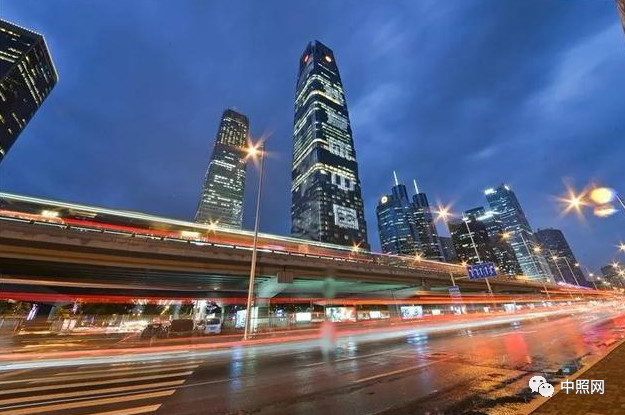 向祖国深情告白 全国“我爱你中国”灯光秀大合集