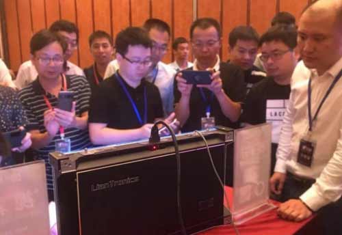 联建光电Mini LED显示屏全球首发