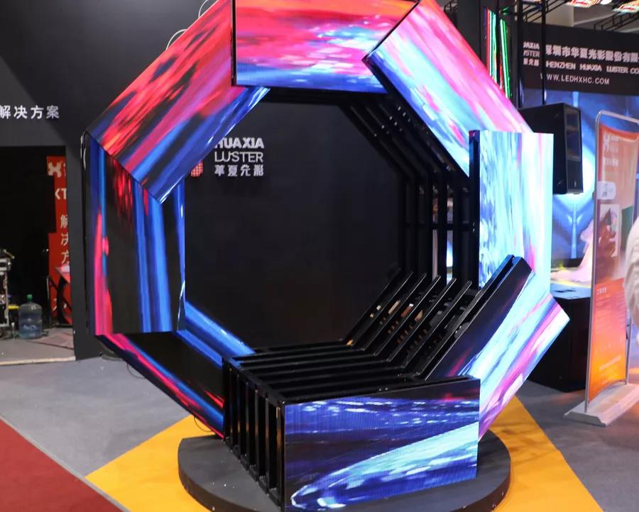 华夏光彩：小间距为王 4年内向30亿目标冲刺