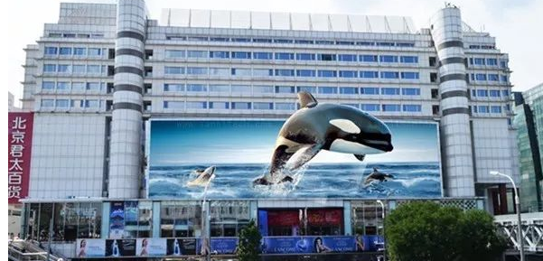 户外LED显示技术和产品不断升级创新！2018年户外广告市场更有看头？