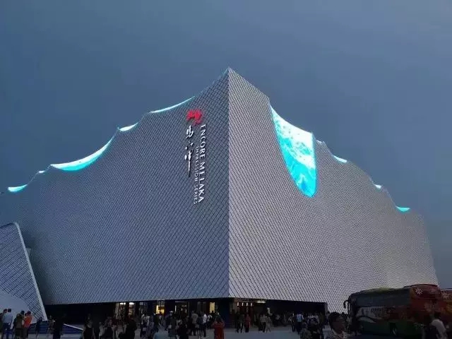 REESTAR | 1800平LED显示屏为亚洲最大剧院“增光添彩”