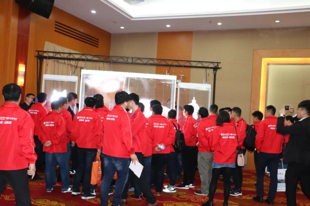 红色风暴再次来袭!慧聪LED屏网十佳品牌专场采购团助力LED屏行业发展