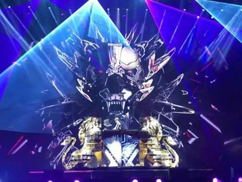 大咖明星演唱会玩转LED舞台屏 异形、环形、四方形举不胜数！