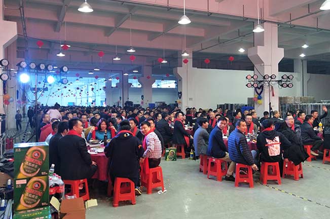 思科瑞光电2017年尾牙晚会成功举行！