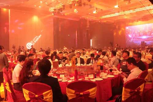 新风筑梦，匠心筑梦 ——联诚发E周年庆典晚宴完美收官