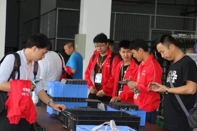 慧聪LED显示屏行业十佳品牌专场采购团第二天行程—实地走访考察年度十佳品牌企业