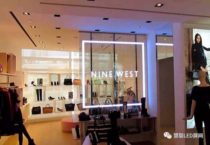 舞美之外 LED透明屏的下一个掘金点会是商显市场吗？