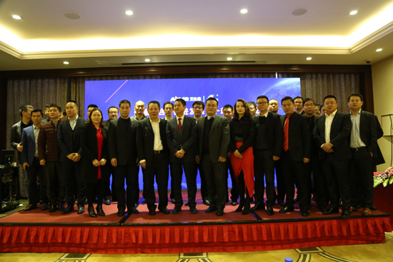 艾比森与强力巨彩正式达成深度合作 强强联合或将带来LED显示行业变革