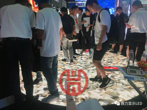 鼎力显示 “三足鼎立，逐鹿世界 ” LED CHINA 2018·上海国际LED展盛会