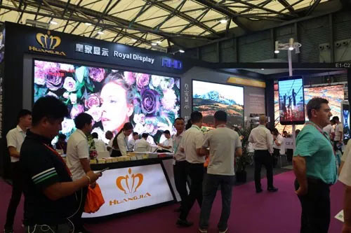 直击2018上海国际LED展！这三大亮点预示行业新趋势