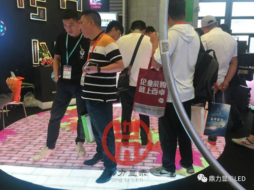 鼎力显示 “三足鼎立，逐鹿世界 ” LED CHINA 2018·上海国际LED展盛会