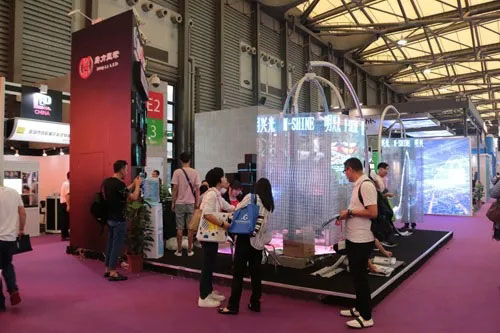 直击2018上海国际LED展！这三大亮点预示行业新趋势