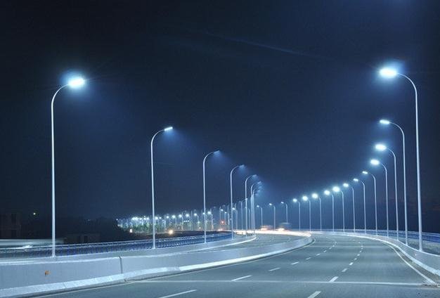 LED路灯规模持续增长 但“市场混乱”怪圈谁来破？
