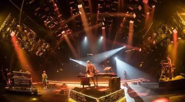 新技术融合下的LED舞美多惊艳？这三个舞台告诉你