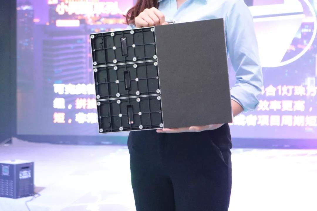 华夏光彩：小间距为王 4年内向30亿目标冲刺