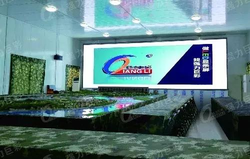 亮剑小间距，重新定义行业新标准！