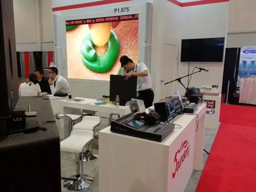 汉创亮相Infocomm！无线成LED显示屏标配