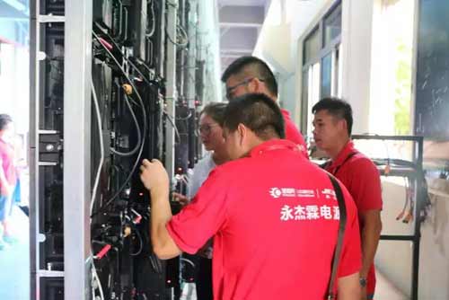 持续升温！慧聪LED显示屏行业十佳品牌专场采购团依旧在路上 实地走访考察年度十佳品牌企业