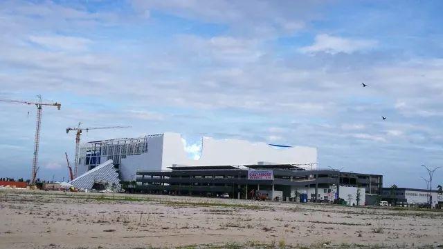 助力一带一路！1800㎡异形屏即将震撼亮相