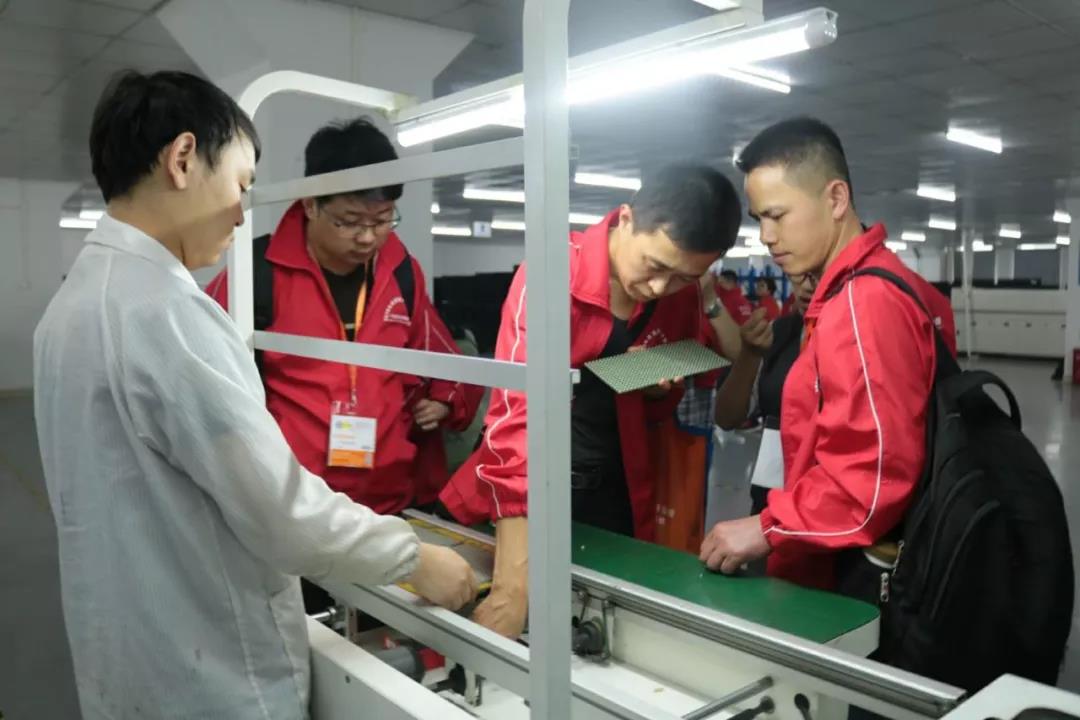 慧聪LED显示屏行业十佳品牌专场采购团第二天行程—实地走访考察年度十佳品牌企业