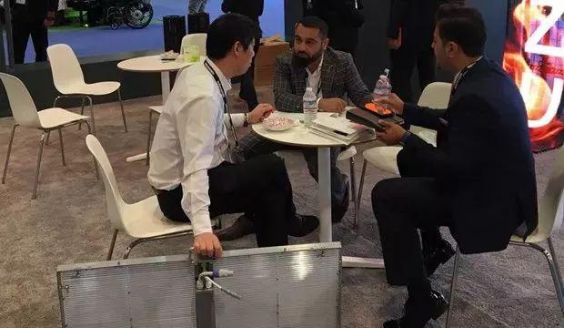 InfoComm USA！壹品首发透明屏国际玩法