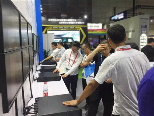 唯奥众多新品亮相infocomm Beijing，再成焦点