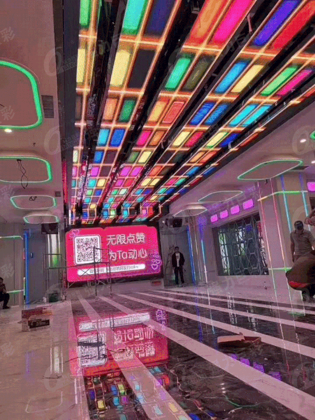 越夜越美丽 LED显示屏让都市娱乐更多彩！