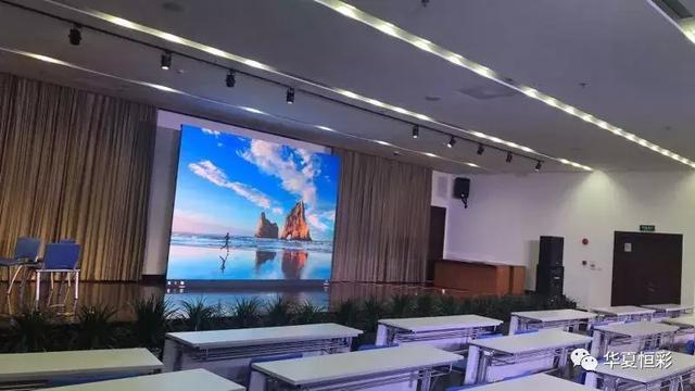 华夏光彩LOB技术在舞台租赁屏市场上大展身手！