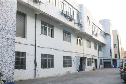 百事通：坚持做“难”的事情，成就商业枭雄