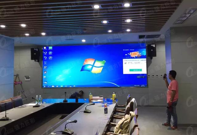 LED显示屏入校季 现代化名校都长这样！