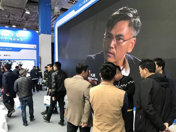 济南安博会首日 Voury卓华展台全方位多应用场景模拟展示引人入胜