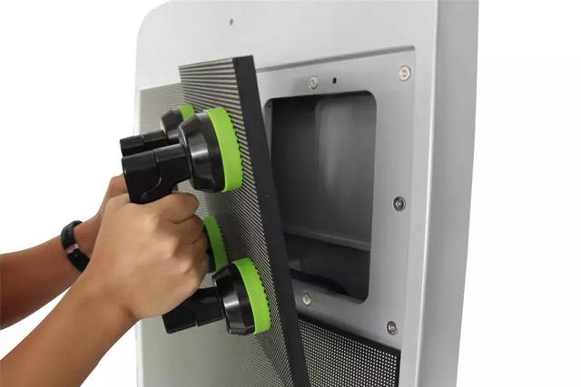 视爵灯杆屏助力深圳光明国际马拉松 视爵灯杆屏助力深圳光明国际马拉松