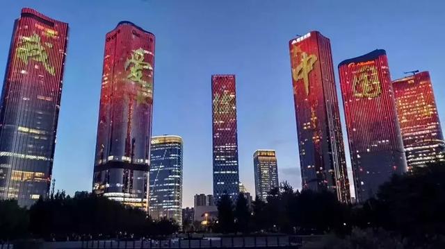 70华诞即将到来！用最美的灯光秀和LED显示屏向祖国表白！