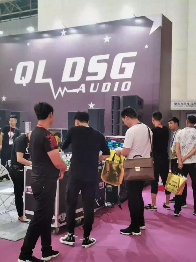 2019第二届武汉国际专业灯光、音响展览会今日盛大开幕!照片直播带您一睹精彩盛况!