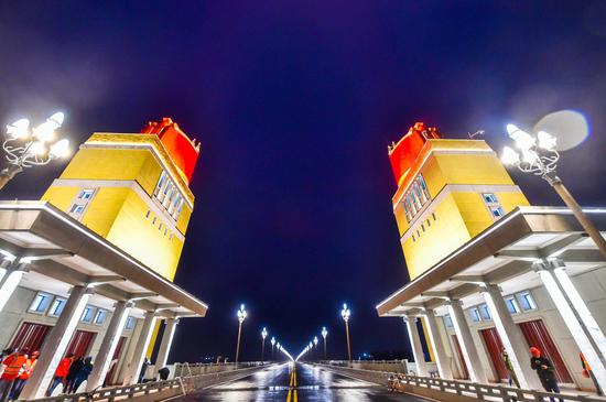 南京长江大桥背后的“灯光故事” 你知道吗? 南京长江大桥背后的“灯光故事” 你知道吗?