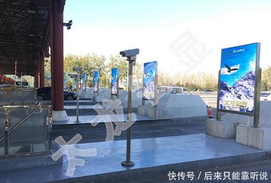 太龙智显14台LED广告机成功应用于北京机场高速天竺收费站