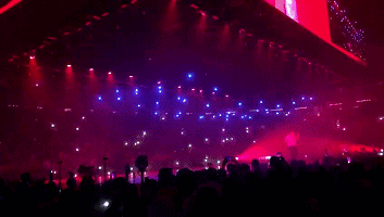 有钱就可以为所欲为吗？这个舞台告诉你：是的！