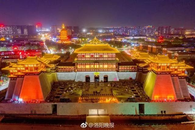 震撼！洛阳连续20天上演“3D灯光投影秀”