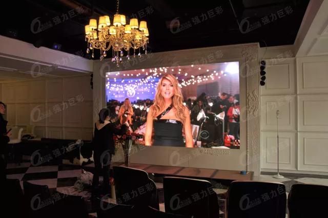 越夜越美丽 LED显示屏让都市娱乐更多彩！