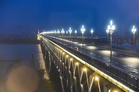 南京长江大桥背后的“灯光故事” 你知道吗? 南京长江大桥背后的“灯光故事” 你知道吗?