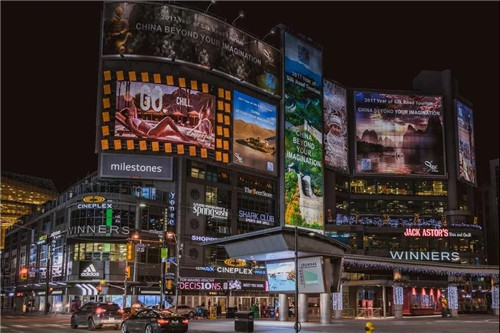 创造营学员霸屏亚洲第一LED屏 为何户外LED广告屏独得青睐？
