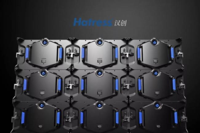 汉创22块LED小间距点亮南京禄口机场