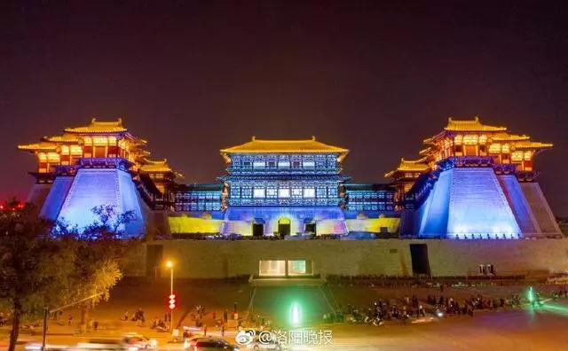 震撼！洛阳连续20天上演“3D灯光投影秀”