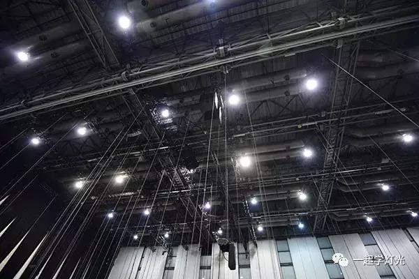 2019年欧歌赛舞台:突破的不仅仅是创意,还有那暗藏的黑科技... 2019年欧歌赛舞台:突破的不仅仅是创意,还有那暗藏的黑科技...