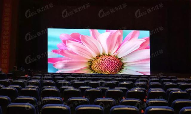 LED显示屏入校季 现代化名校都长这样！